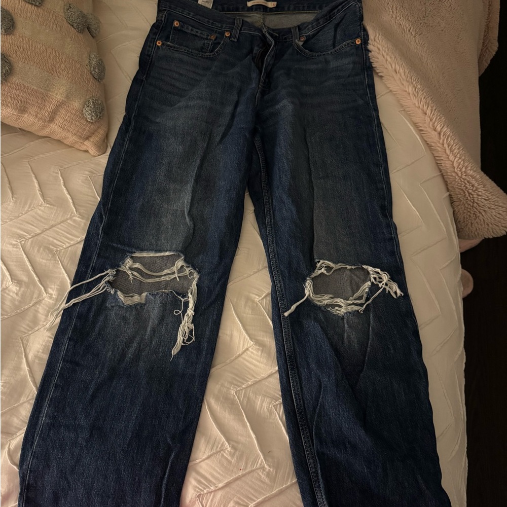 Levi’s Distressed straight Blue Jeans
